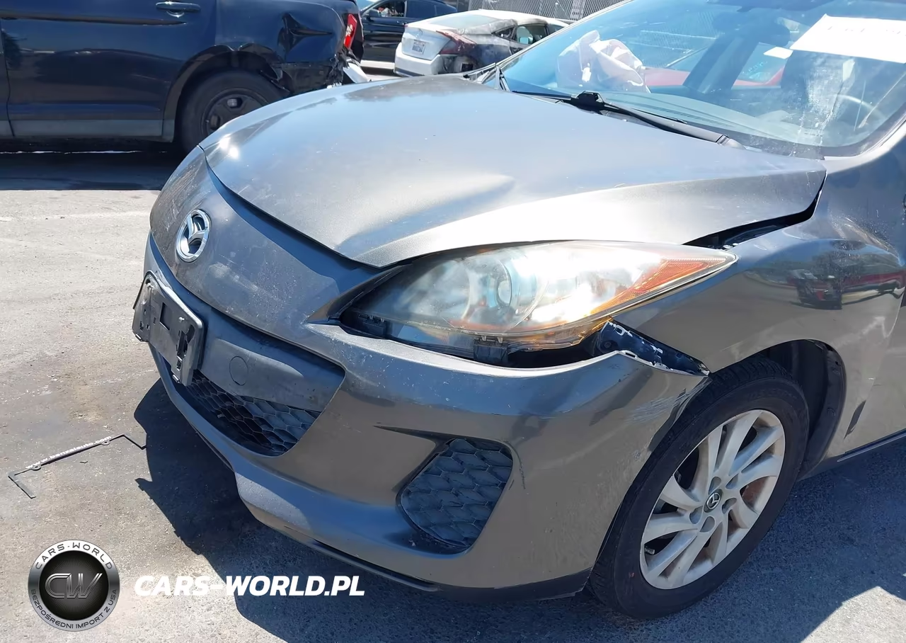 2013 Mazda Mazda3 I Touring VIN:JM1BL1LP4D1798856 - 6