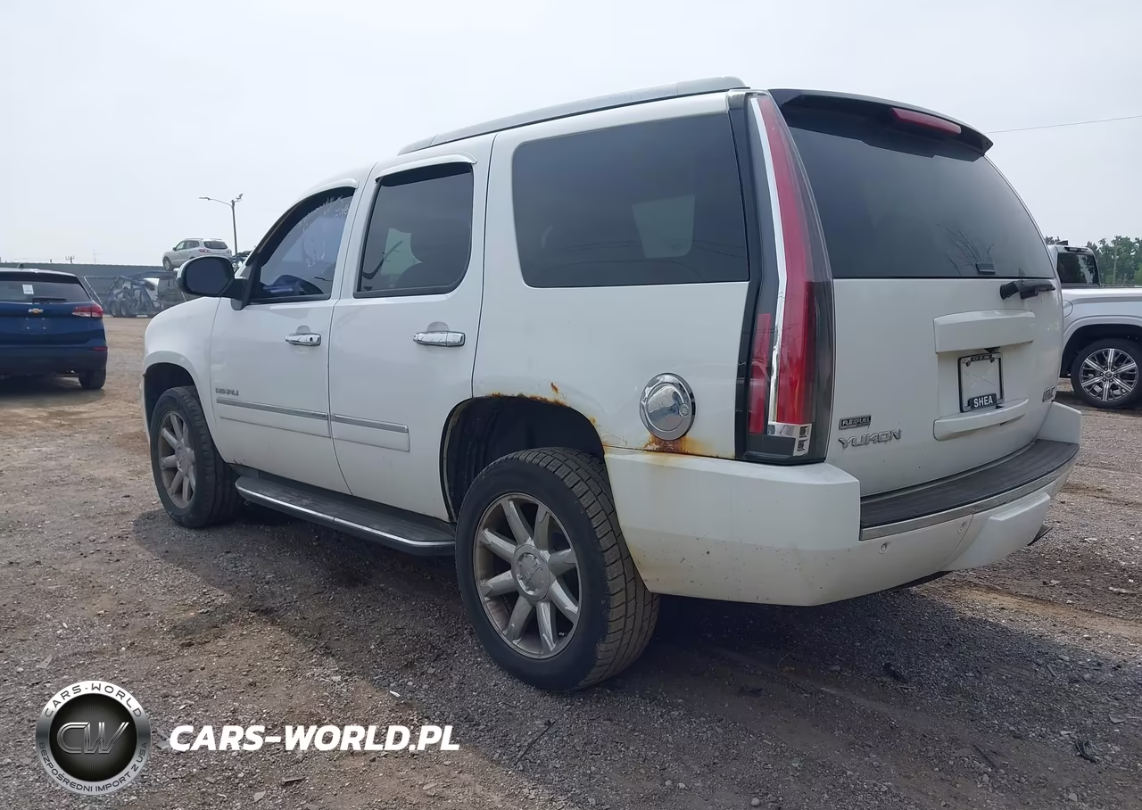 2011 GMC Yukon Denali VIN:1GKS2EEF7BR252215 - 3