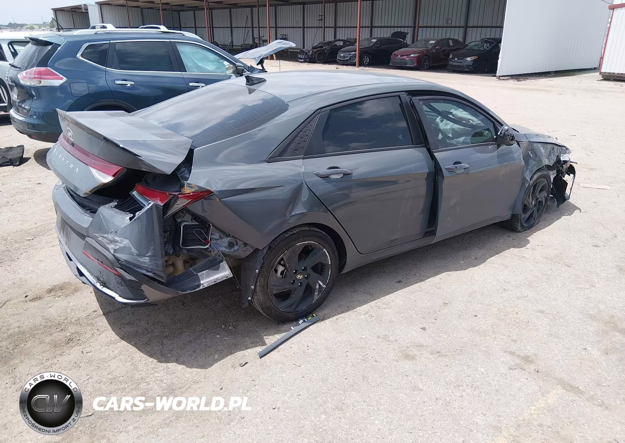 2026 Hyundai Elantra Sel Sport VIN:KMHLM4DG1TU210048 - 4