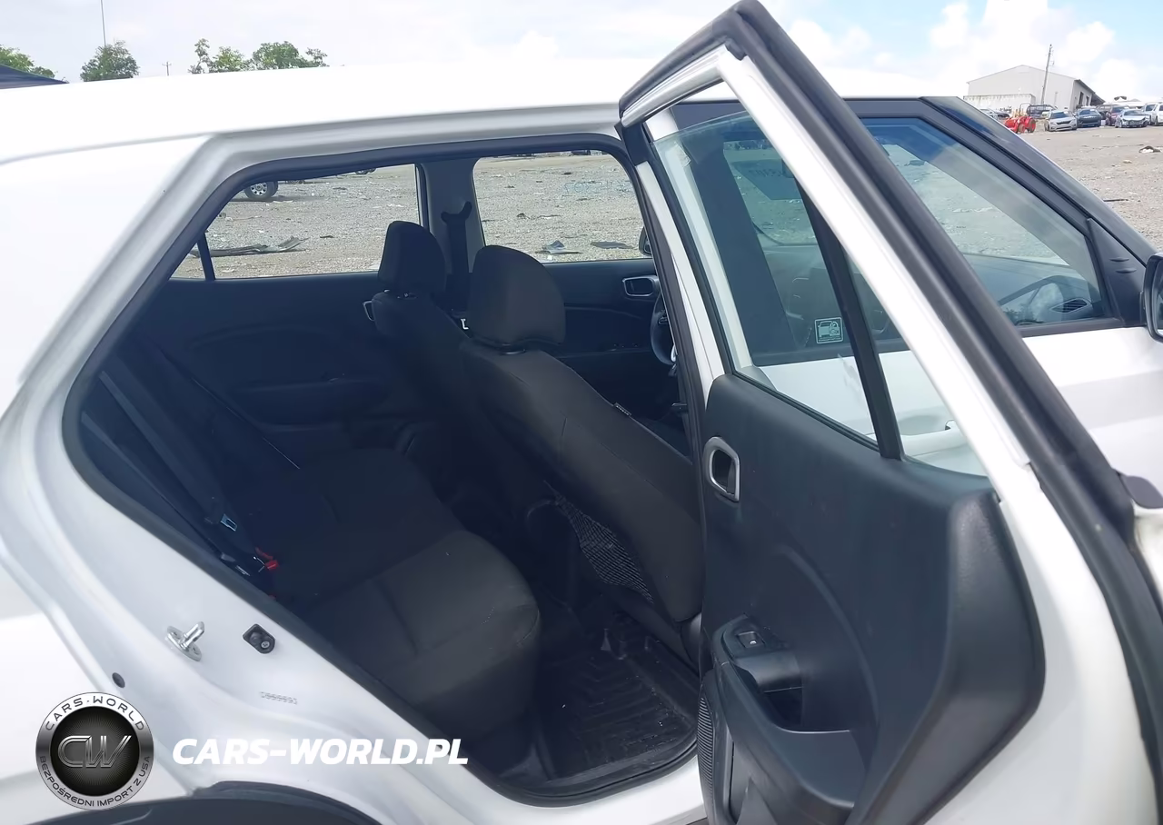 2021 Hyundai Venue Se VIN:KMHRB8A39MU067120 - 8