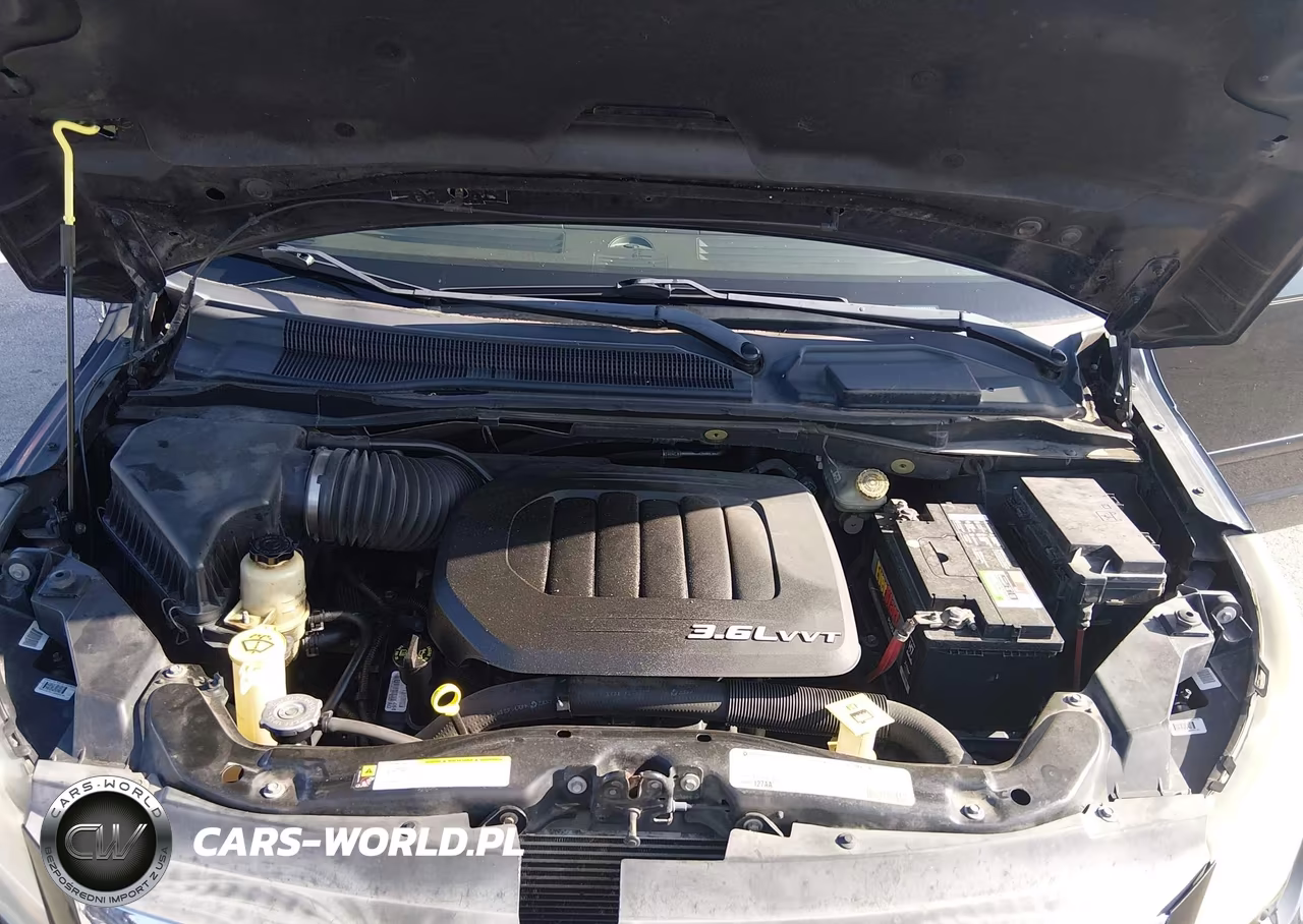 2011 Volkswagen Routan Se VIN:2V4RW3DG0BR670211 - 10