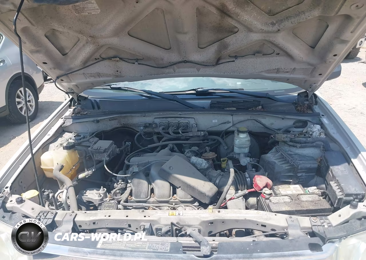 2008 Ford Escape Xlt VIN:1FMCU03128KC92719 - 10