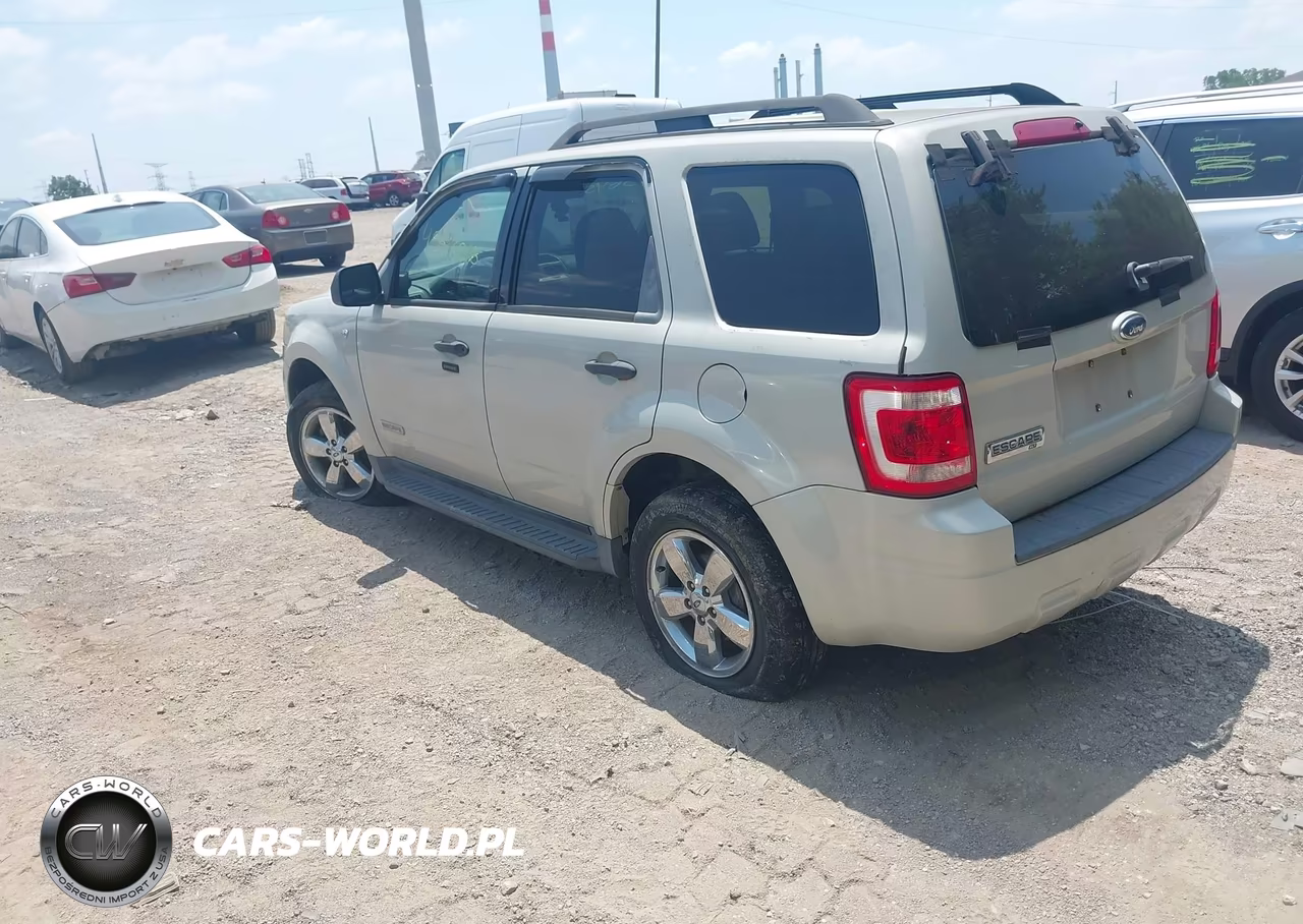 2008 Ford Escape Xlt VIN:1FMCU03128KC92719 - 3