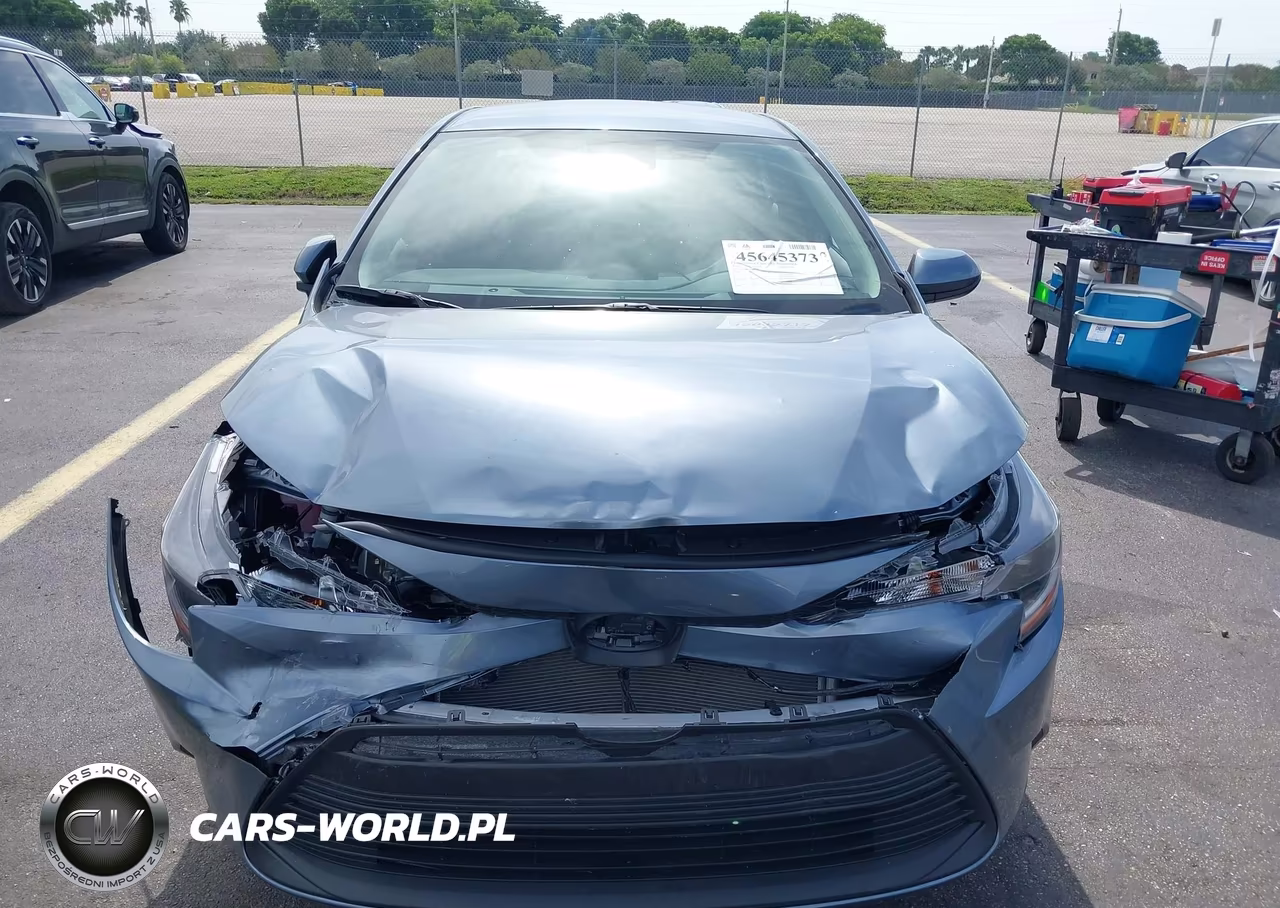 2026 Toyota Corolla Le VIN:5YFB4MDE6TP460946 - 12