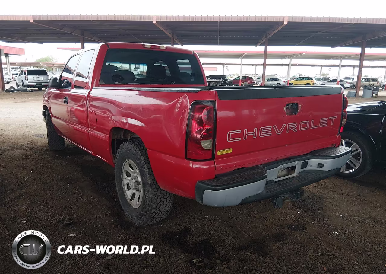2007 Chevrolet Silverado 1500 Classic Work Truck VIN:1GCEC19X17Z121886 - 3