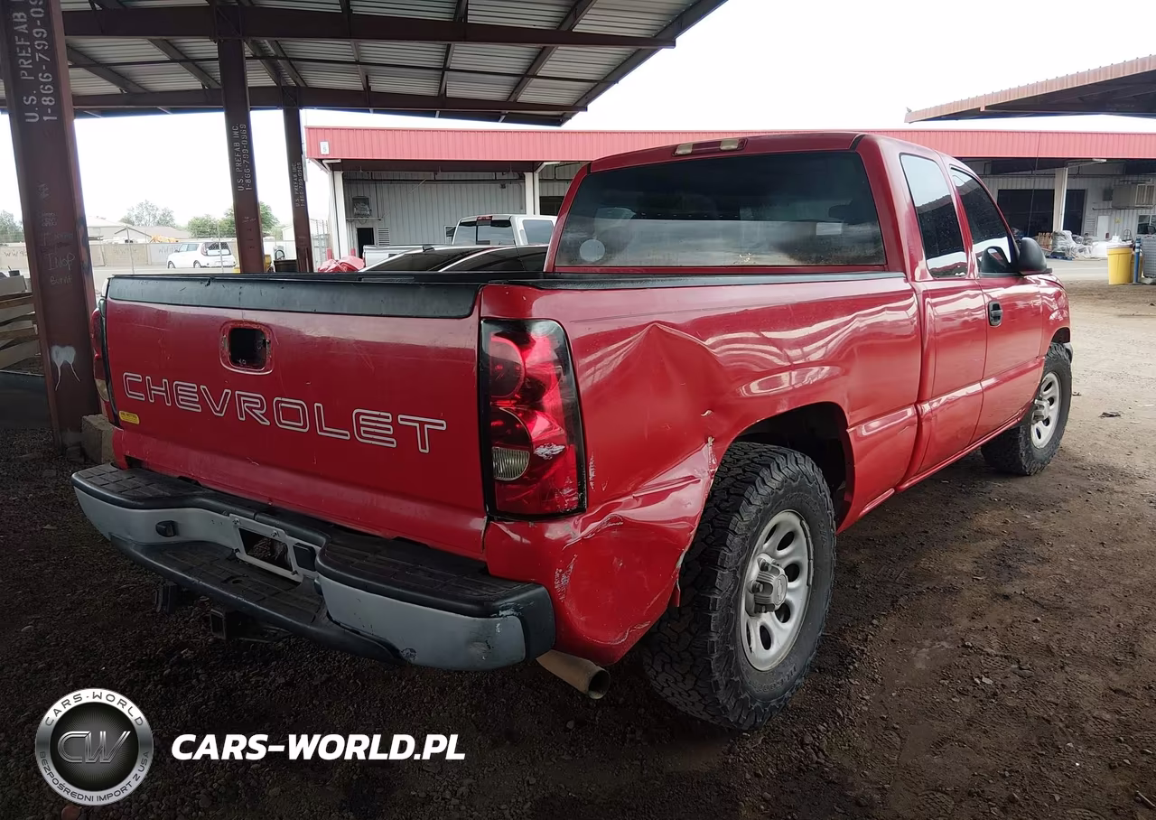 2007 Chevrolet Silverado 1500 Classic Work Truck VIN:1GCEC19X17Z121886 - 4