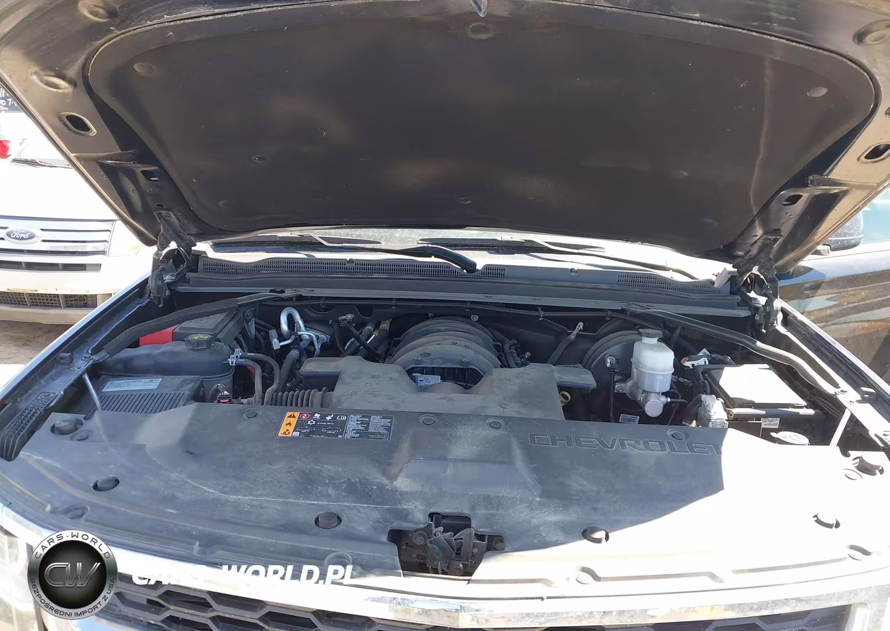 2019 Chevrolet Suburban Ls VIN:1GNSKGEC6KR367487 - 10