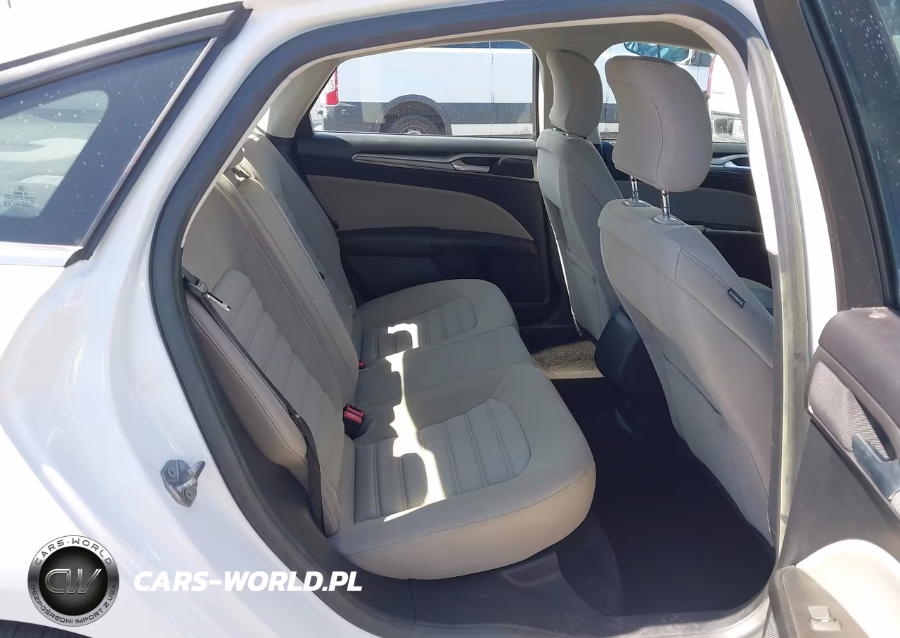 2018 Ford Fusion Hybrid S VIN:3FA6P0UU8JR243694 - 8