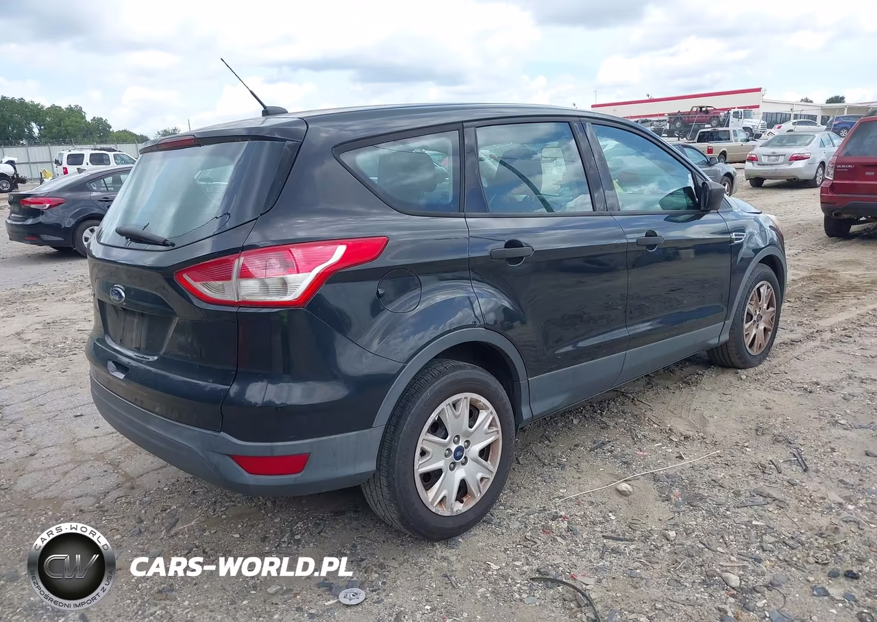 2014 Ford Escape S VIN:1FMCU0F7XEUB22219 - 4