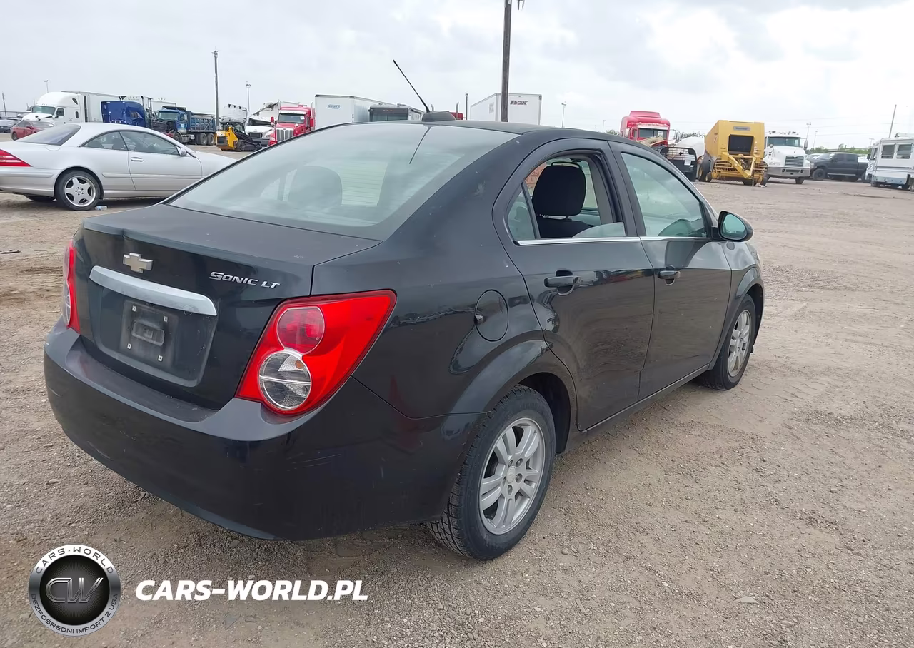 2015 Chevrolet Sonic Lt Auto VIN:1G1JC5SH7F4215753 - 4
