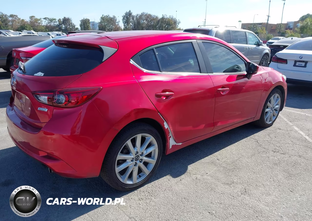 2017 Mazda Mazda3 Touring VIN:3MZBN1L7XHM146968 - 4