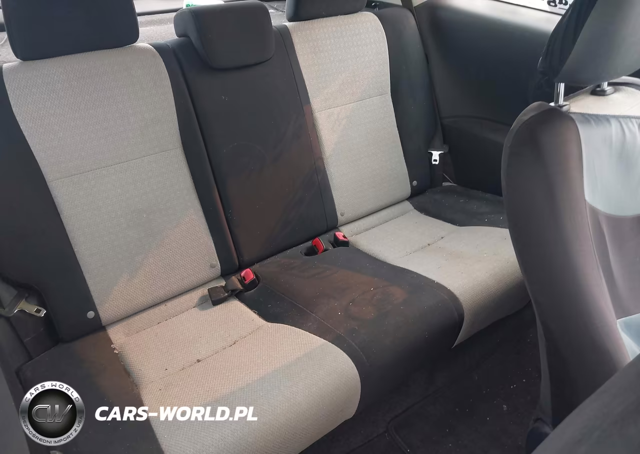 2012 Toyota Yaris Le VIN:JTDJTUD30CD507551 - 8