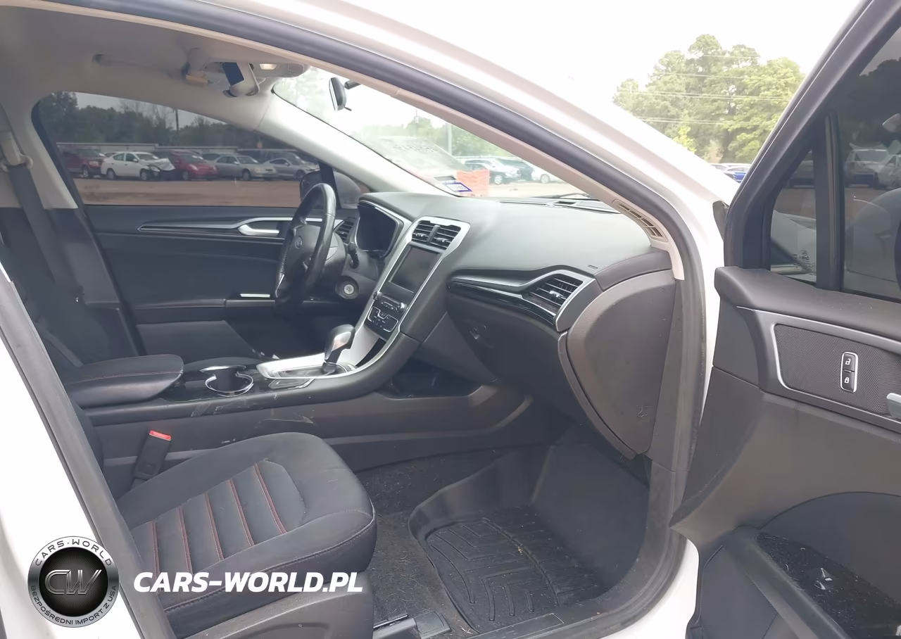 2016 Ford Fusion Se VIN:3FA6P0H71GR264335 - 5