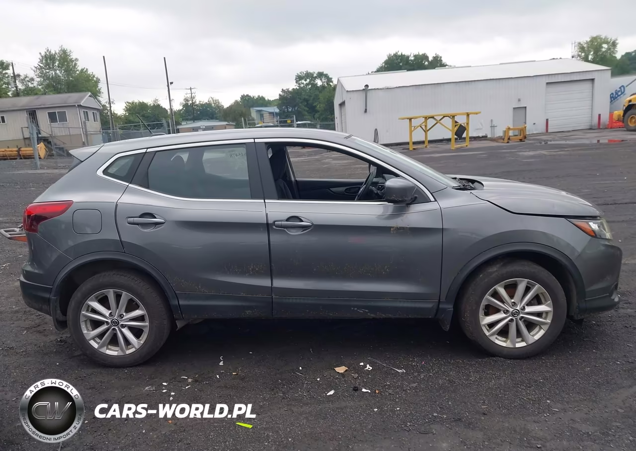 2019 Nissan Rogue Sport S VIN:JN1BJ1CR1KW623944 - 13