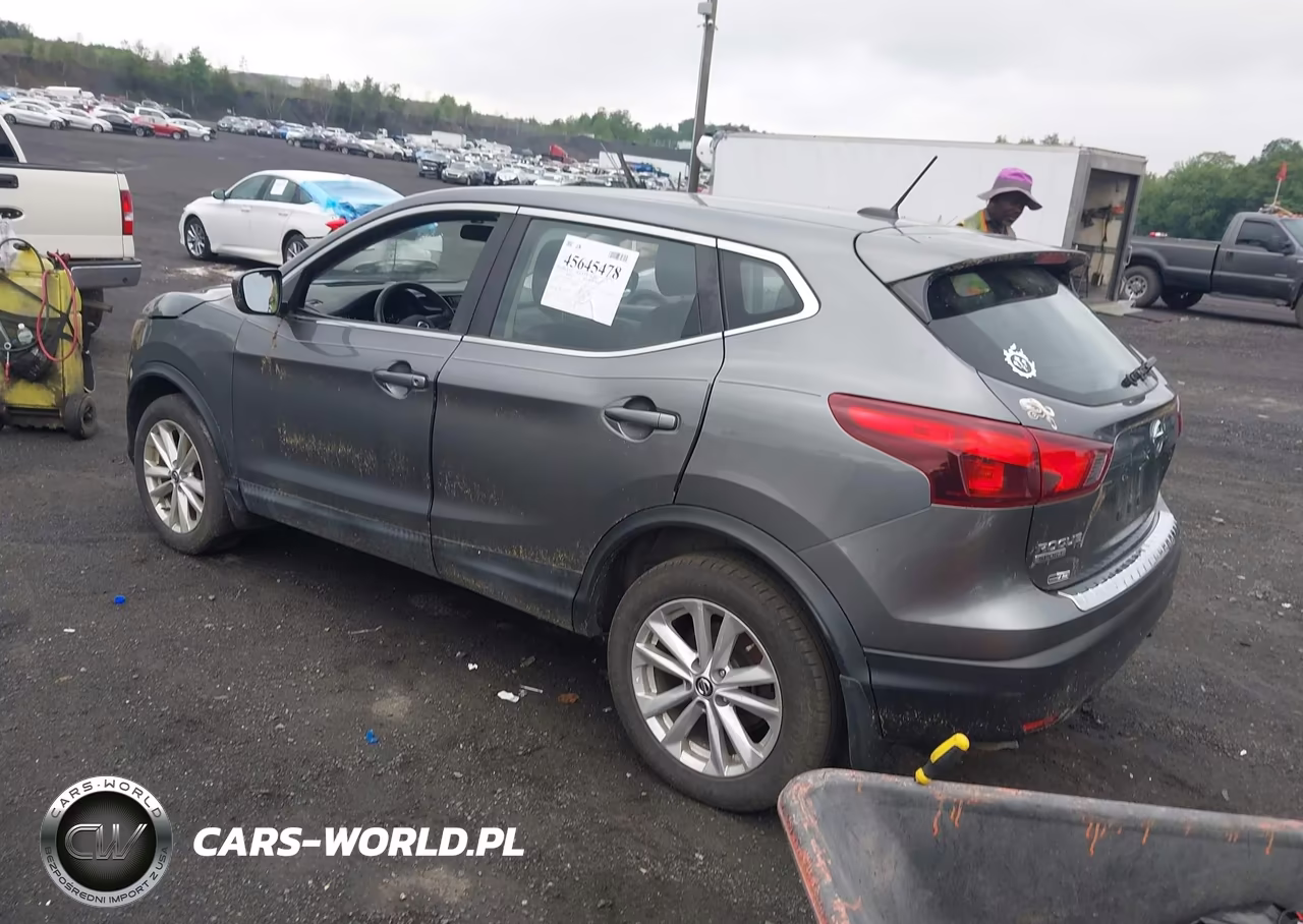 2019 Nissan Rogue Sport S VIN:JN1BJ1CR1KW623944 - 3
