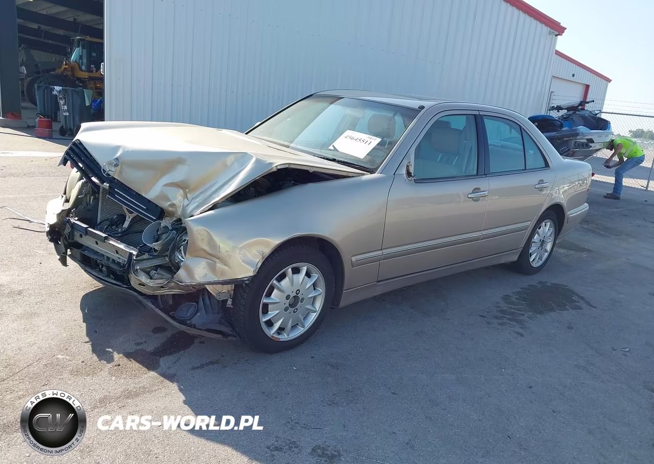 2000 Mercedes-Benz E 320 VIN:WDBJF65J6YB079017 - 2