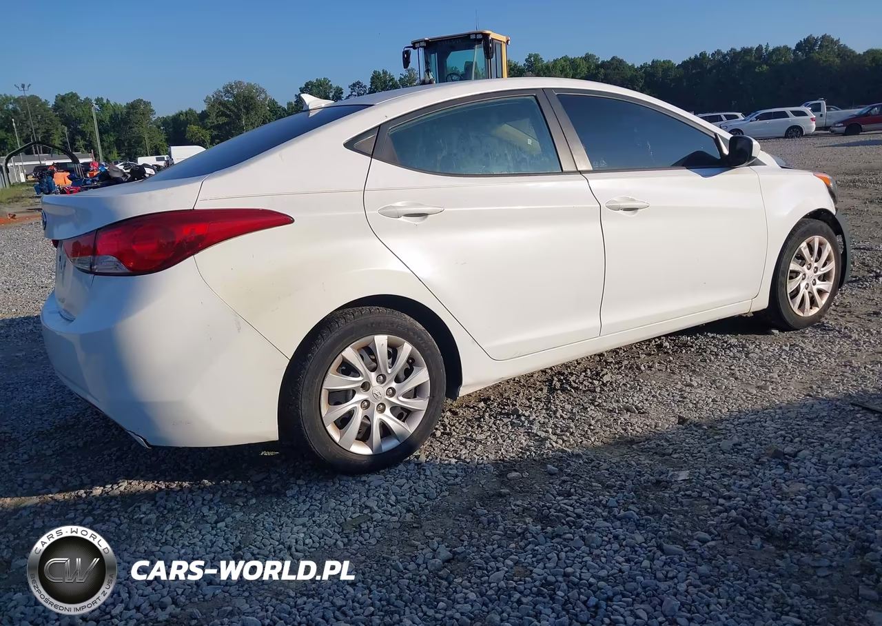 2011 Hyundai Elantra Gls VIN:5NPDH4AE9BH028235 - 4