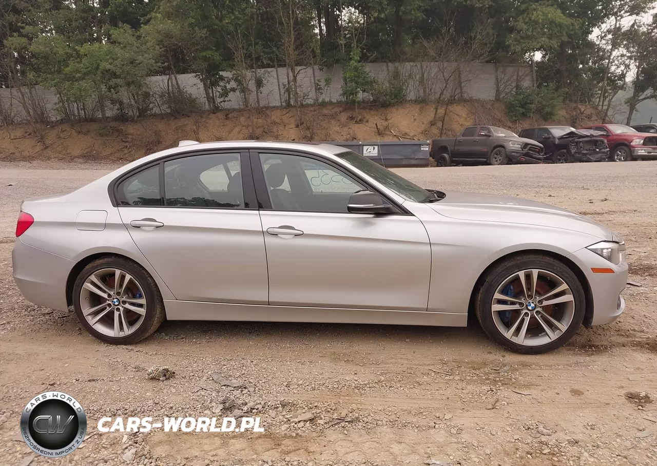 2015 BMW 328I xDrive VIN:WBA3B3G52FNR87610 - 13