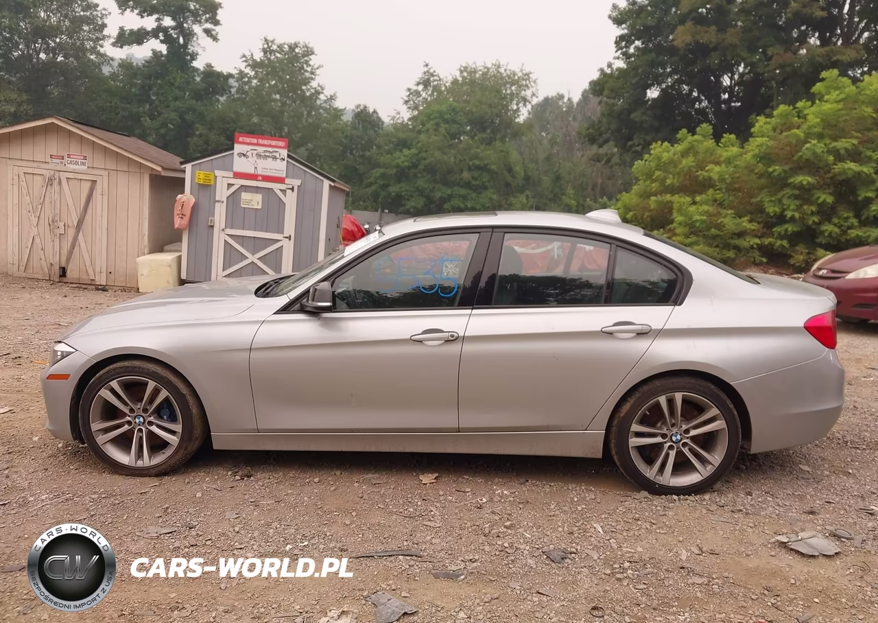 2015 BMW 328I xDrive VIN:WBA3B3G52FNR87610 - 14