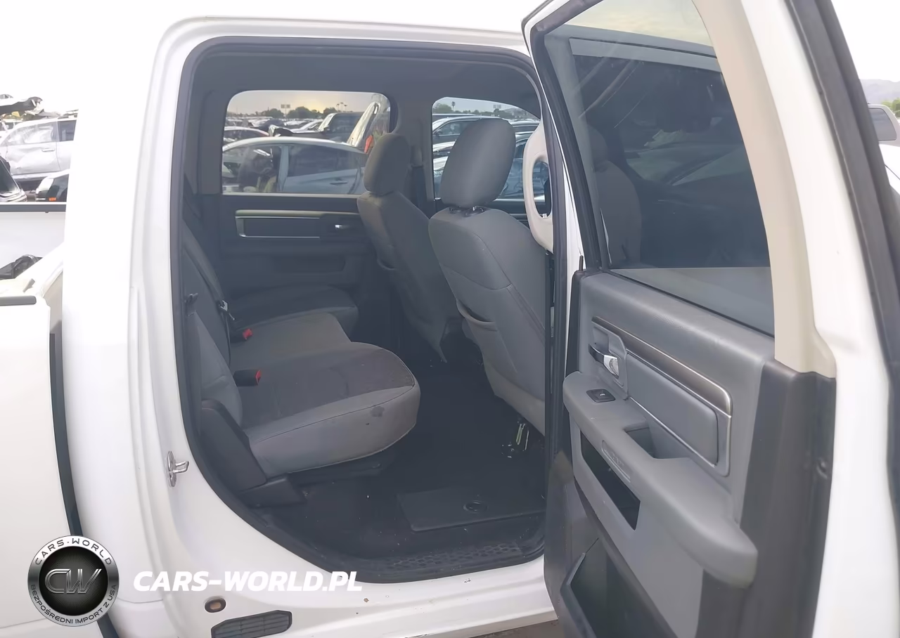 2019 Ram 1500 Classic Big Horn 4X4 5'7 Box VIN:1C6RR7LT0KS632457 - 8