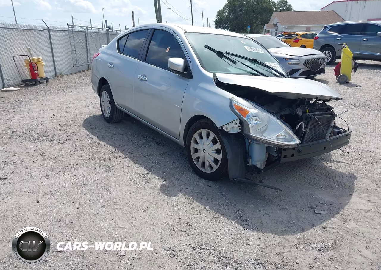 2017 Nissan Versa 1.6 Sv