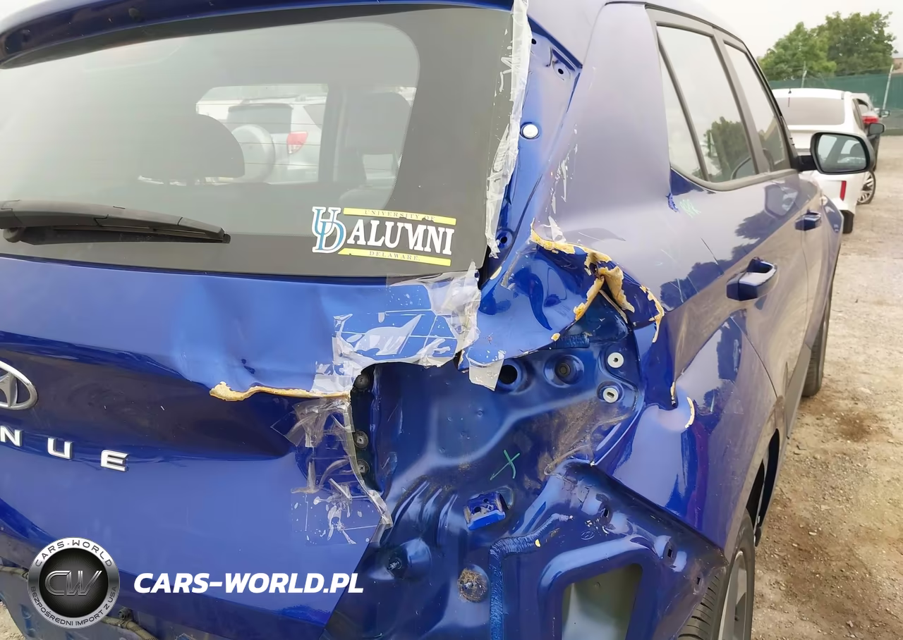 2023 Hyundai Venue Limited VIN:KMHRC8A35PU278610 - 18