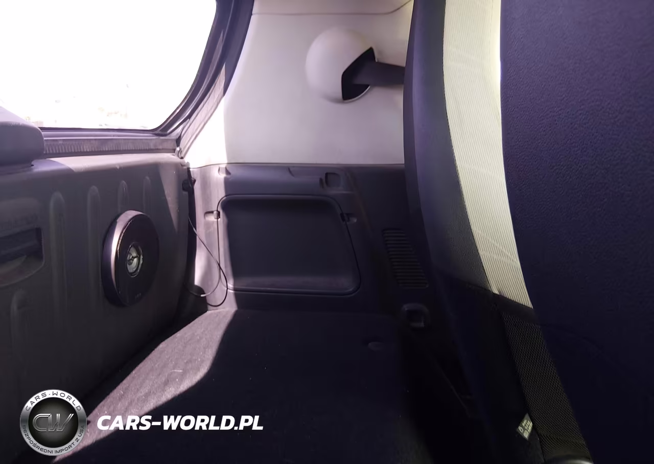 2011 Smart Fortwo Passion-Pure VIN:WMEEJ3BAXBK419119 - 8