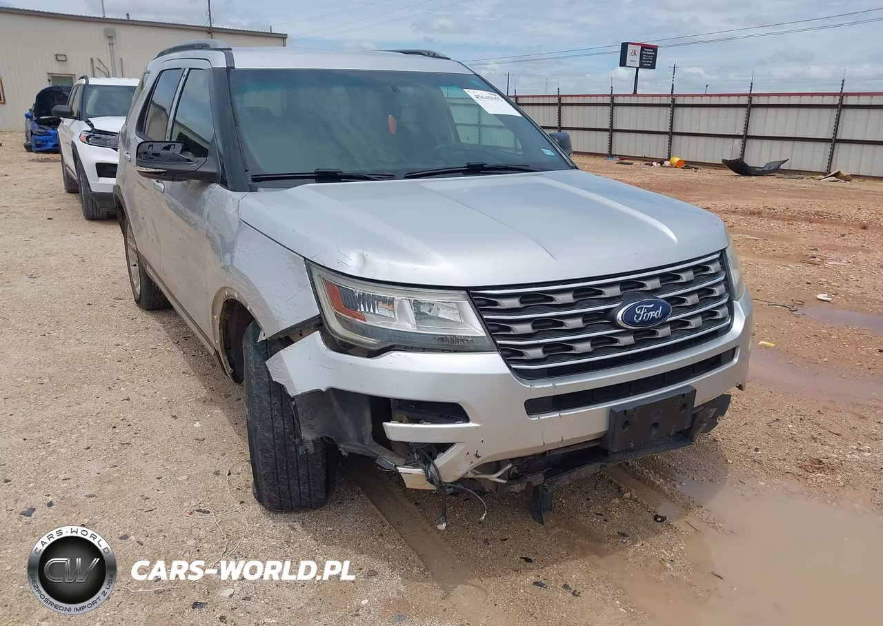 2017 Ford Explorer Xlt VIN:1FM5K7DH0HGA61050 - 6
