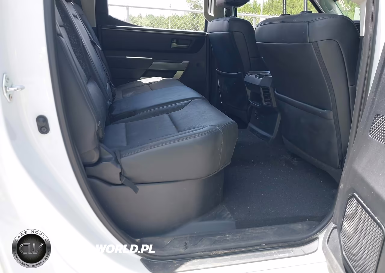 2024 Toyota Tundra Sr5 VIN:5TFLA5DB2RX151283 - 8