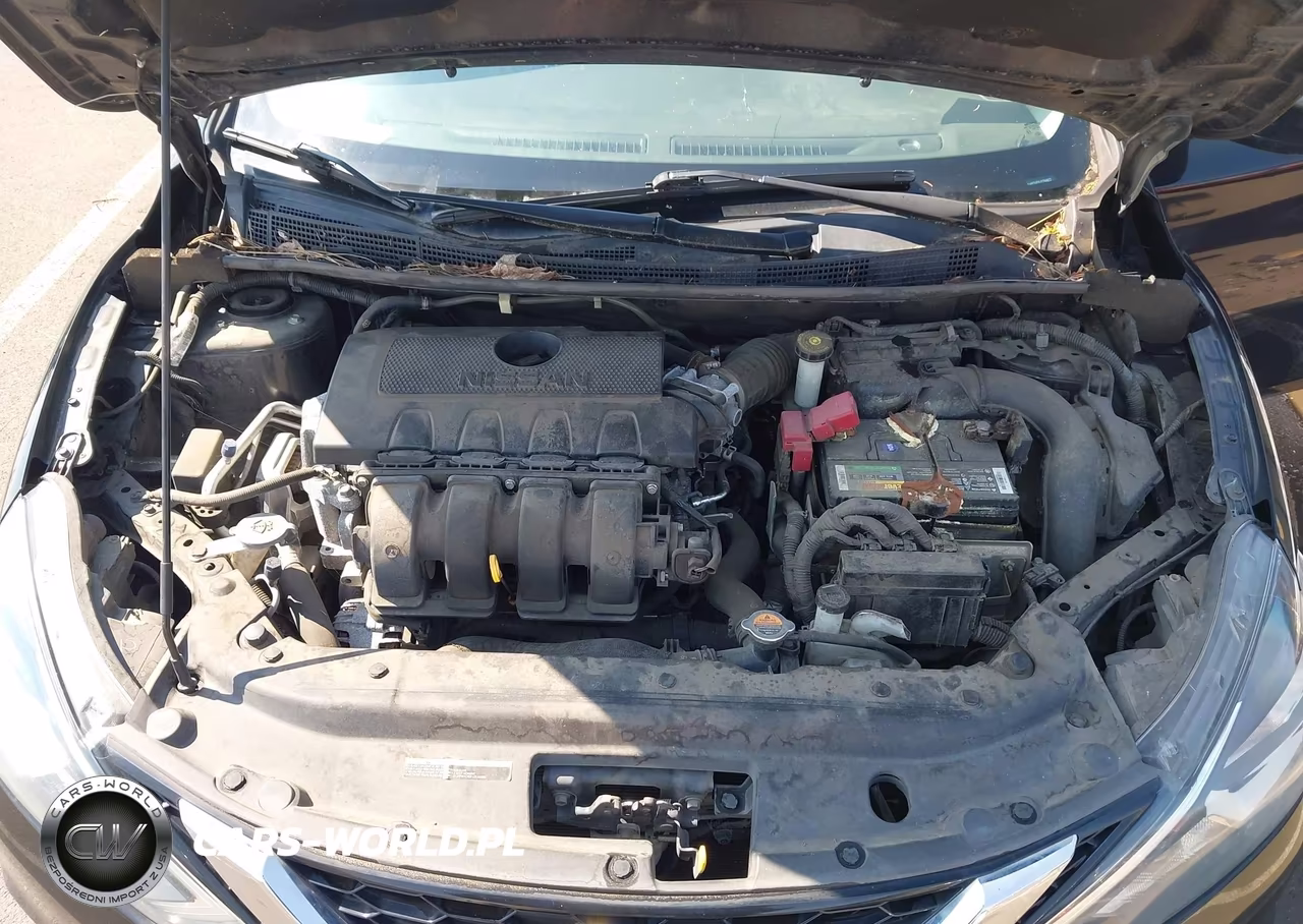 2018 Nissan Sentra S VIN:3N1AB7APXJY294617 - 10