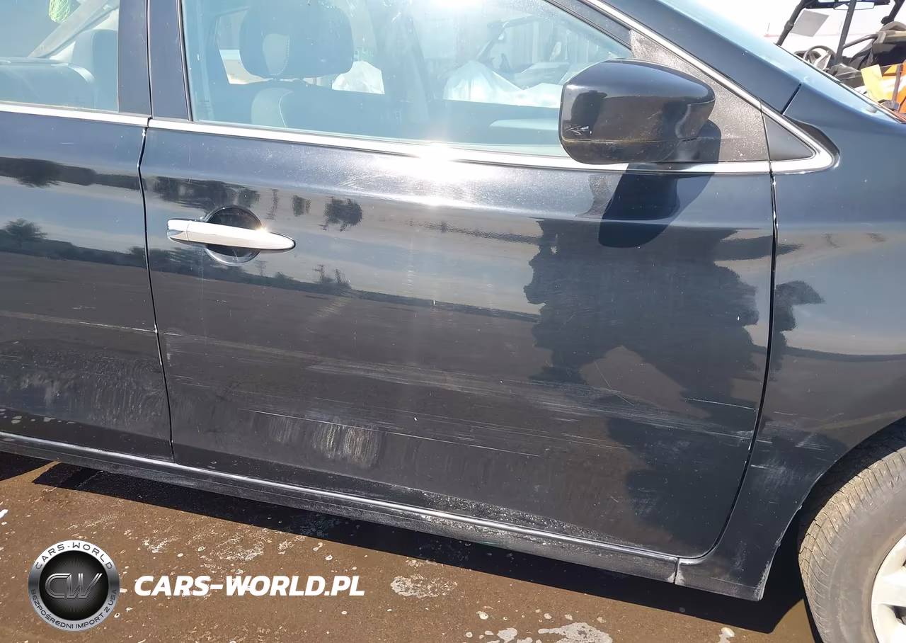 2018 Nissan Sentra S VIN:3N1AB7APXJY294617 - 6