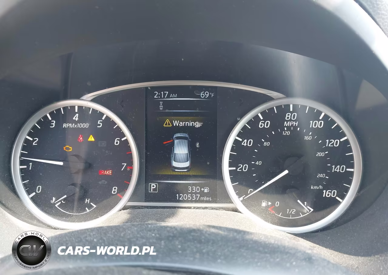 2018 Nissan Sentra S VIN:3N1AB7APXJY294617 - 7