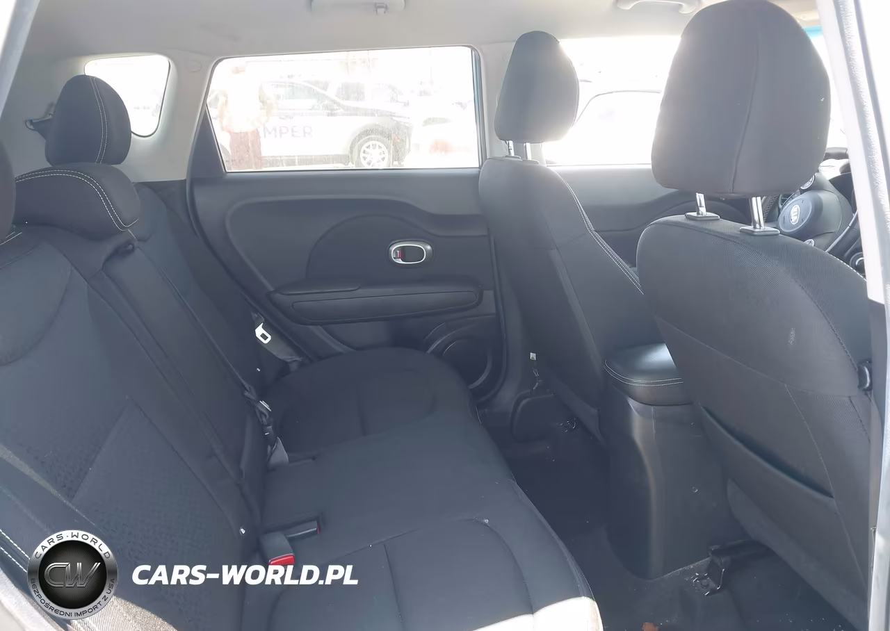 2016 Kia Soul + VIN:KNDJP3A55G7368199 - 8
