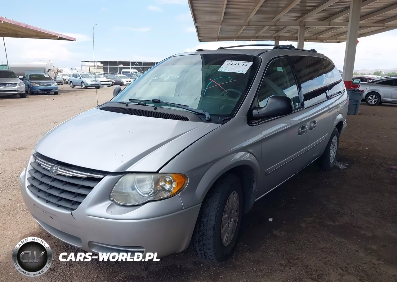 2005 Chrysler Town & Country Lx VIN:2C4GP44R95R445053 - 2