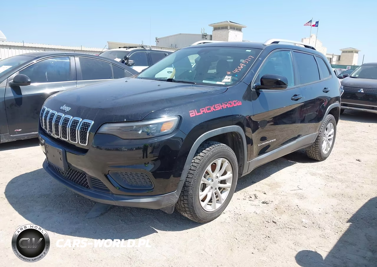 2021 Jeep Cherokee Latitude 4X4 VIN:1C4PJMCB0MD149930 - 2