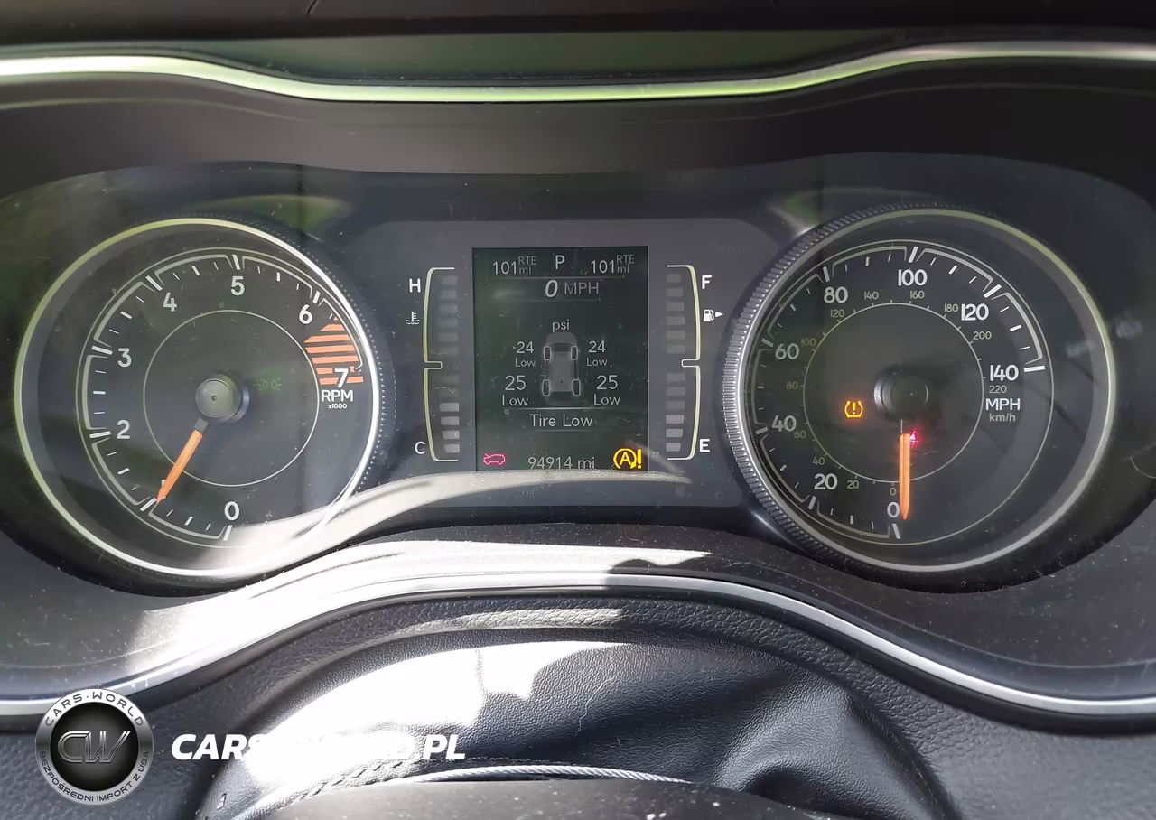 2021 Jeep Cherokee Latitude 4X4 VIN:1C4PJMCB0MD149930 - 7