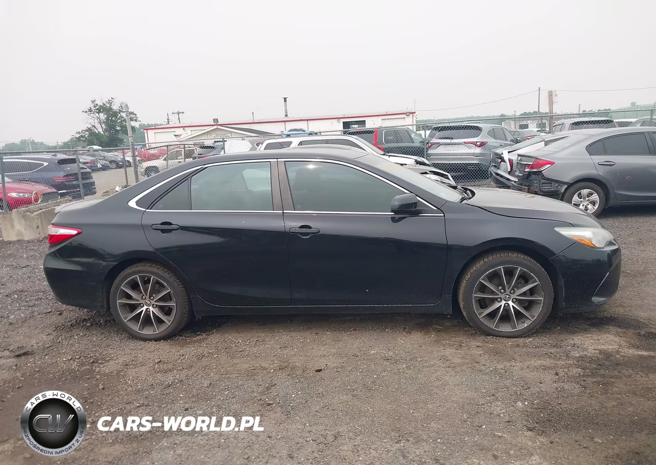 2015 Toyota Camry Xse VIN:4T1BF1FK7FU875188 - 13