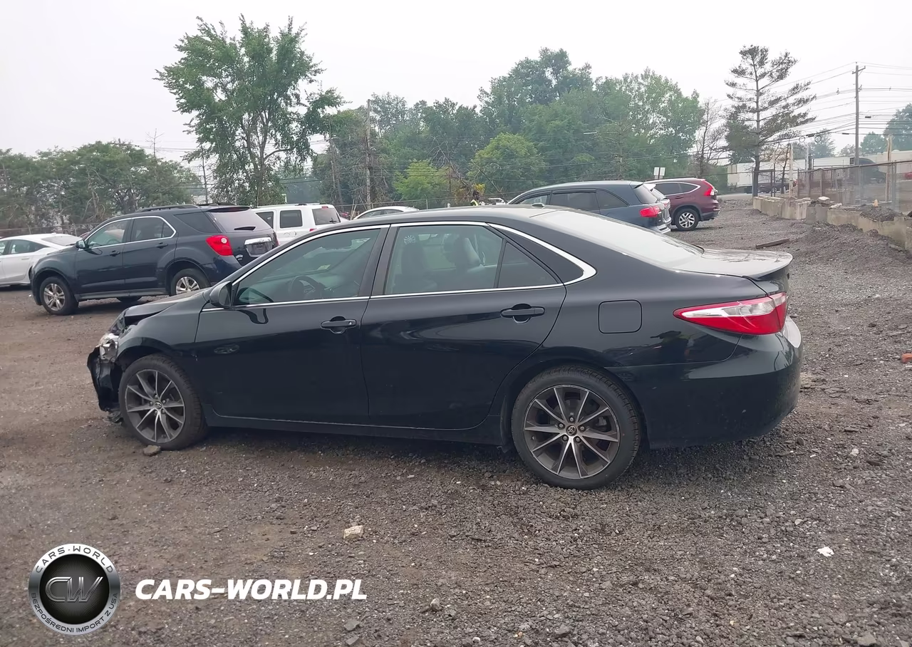 2015 Toyota Camry Xse VIN:4T1BF1FK7FU875188 - 14