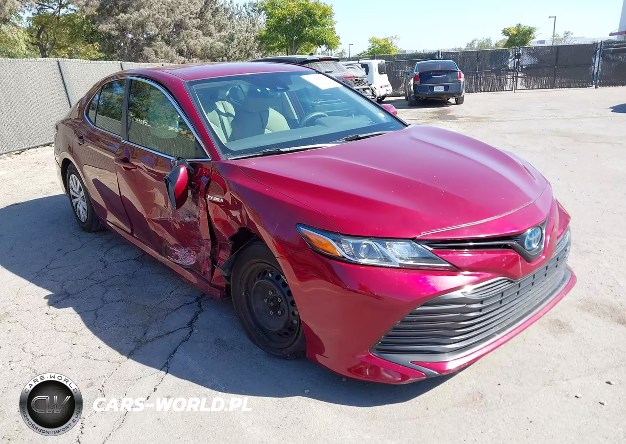 2019 Toyota Camry Hybrid Le – zdjęcie 1 z 16