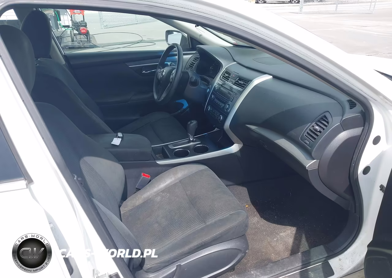 2015 Nissan Altima 2.5 S VIN:1N4AL3AP2FC188462 - 5