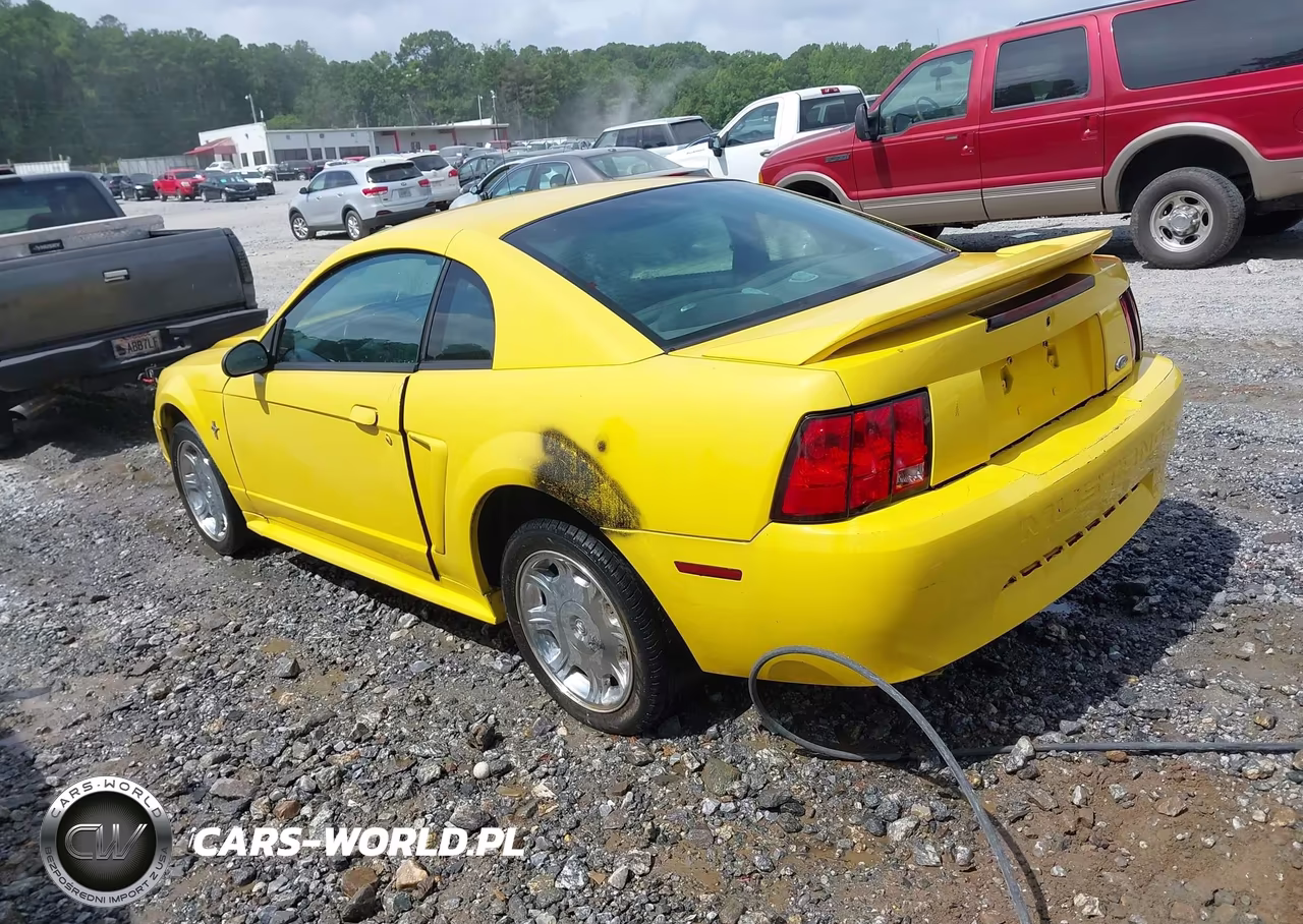 2000 Ford Mustang VIN:1FAFP4040YF310826 - 3