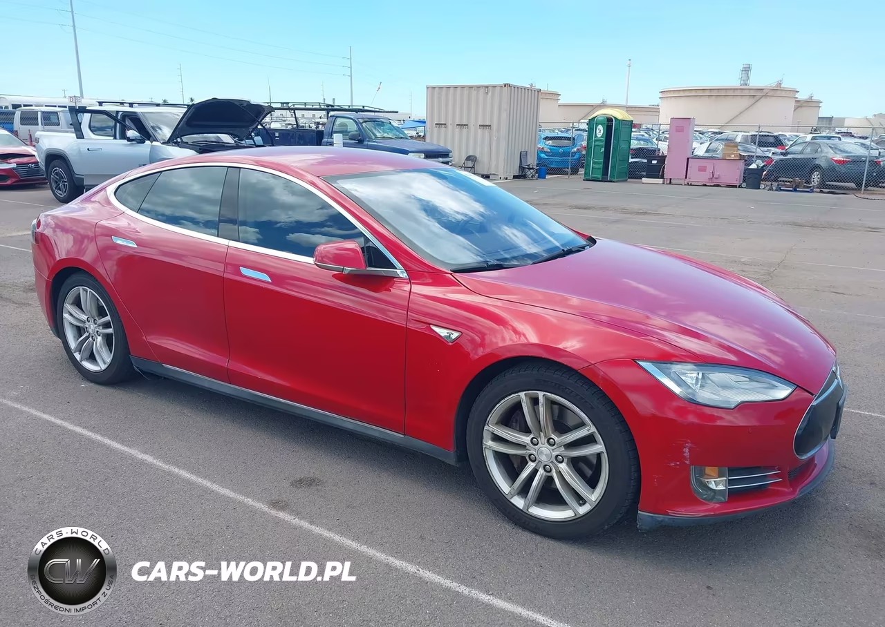 2014 Tesla Model S