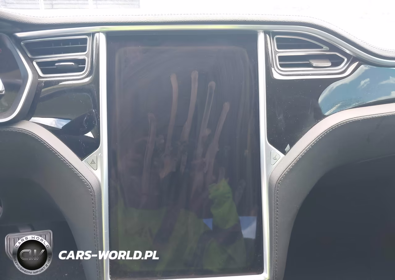 2014 Tesla Model S VIN:5YJSA1S19EFP38695 - 18