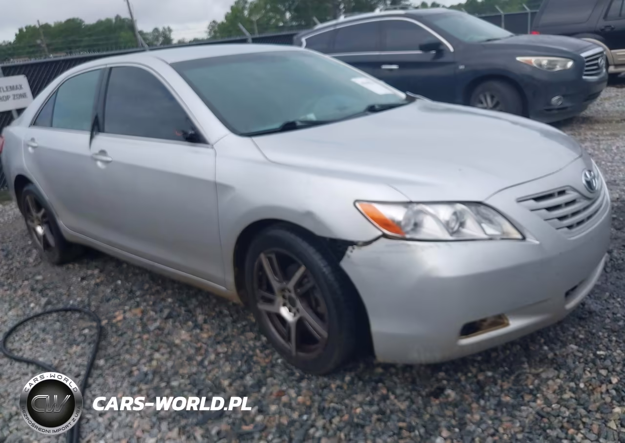 2008 Toyota Camry Le – zdjęcie 1 z 11