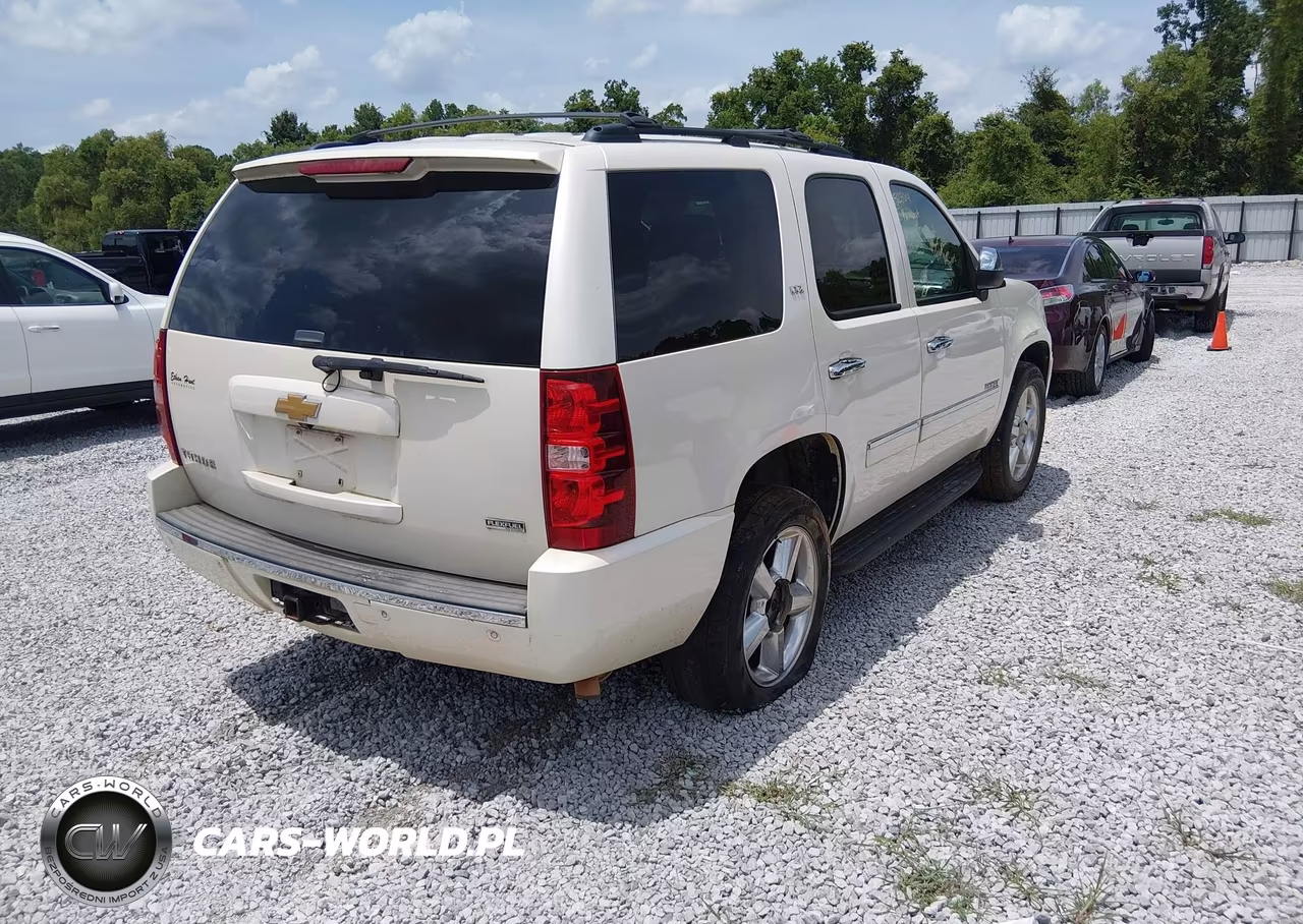 2012 Chevrolet Tahoe Ltz VIN:1GNSKCE09CR152864 - 4