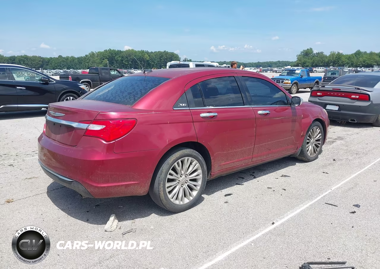 2012 Chrysler 200 Limited VIN:1C3CCBCG8CN146084 - 4