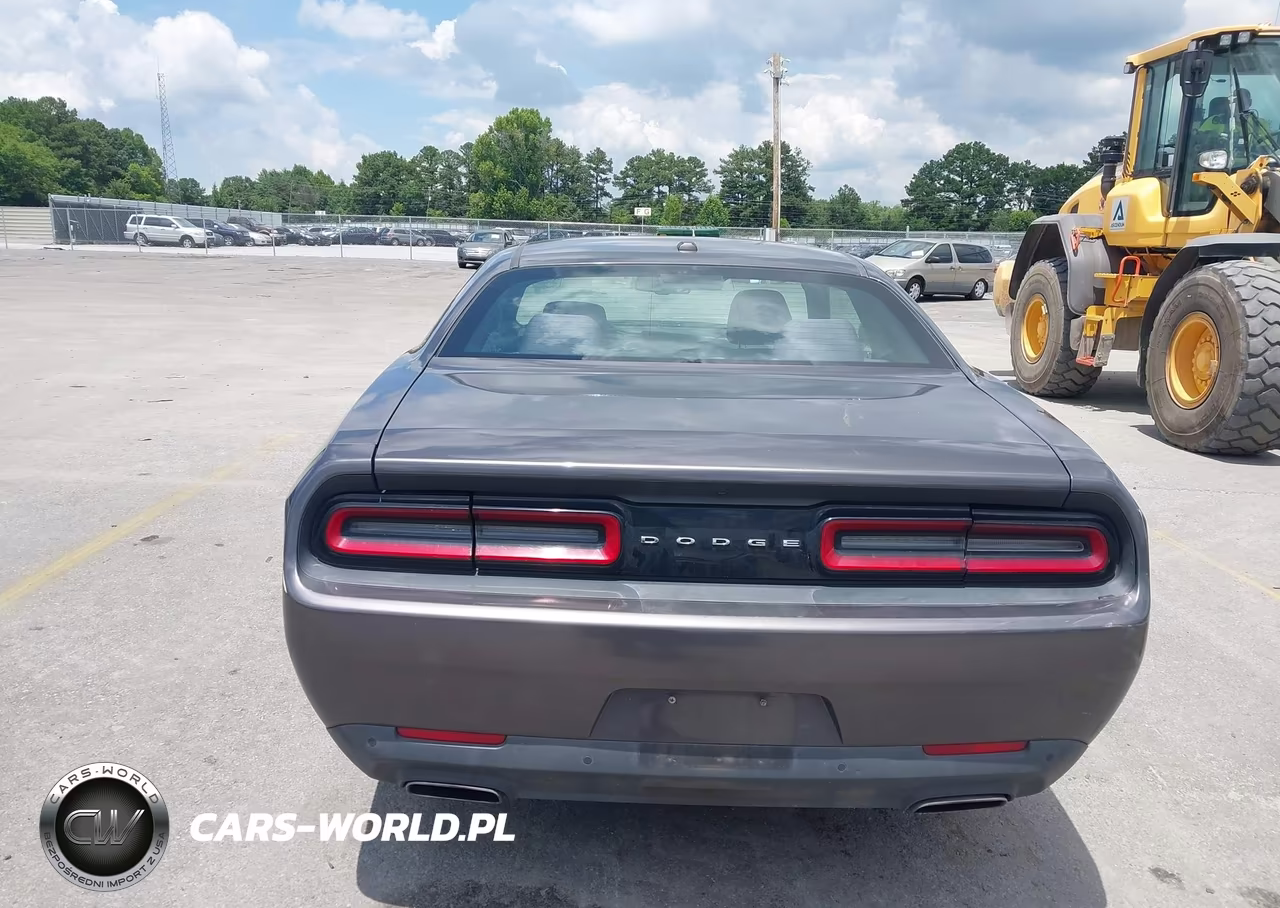 2015 Dodge Challenger Sxt VIN:2C3CDZAG3FH774477 - 16