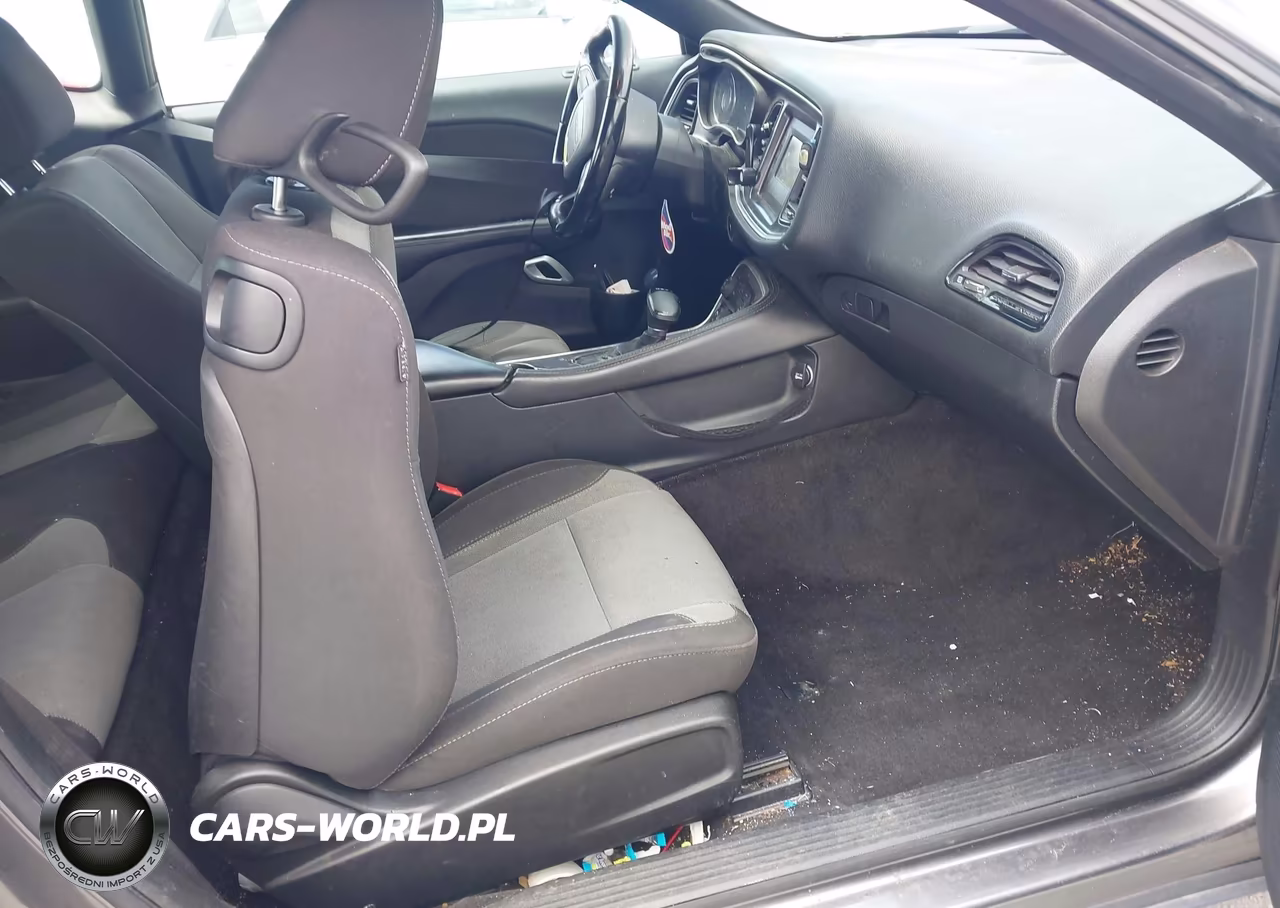 2015 Dodge Challenger Sxt VIN:2C3CDZAG3FH774477 - 5
