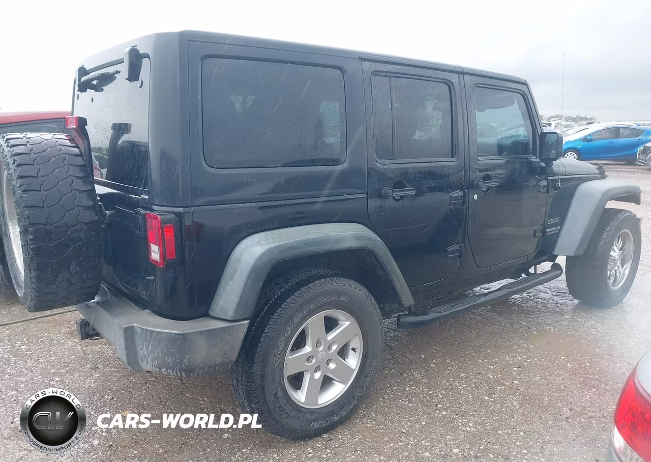 2016 Jeep Wrangler Unlimited Sport VIN:1C4BJWDG5GL202678 - 4