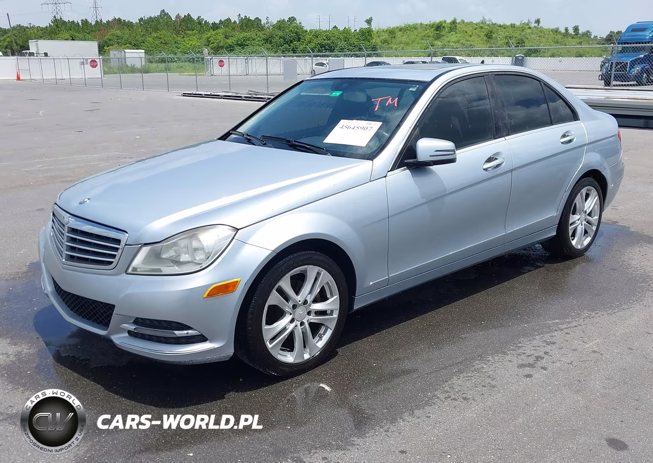 2013 Mercedes-Benz C 250 Luxury-Sport VIN:WDDGF4HB5DA838590 - 2